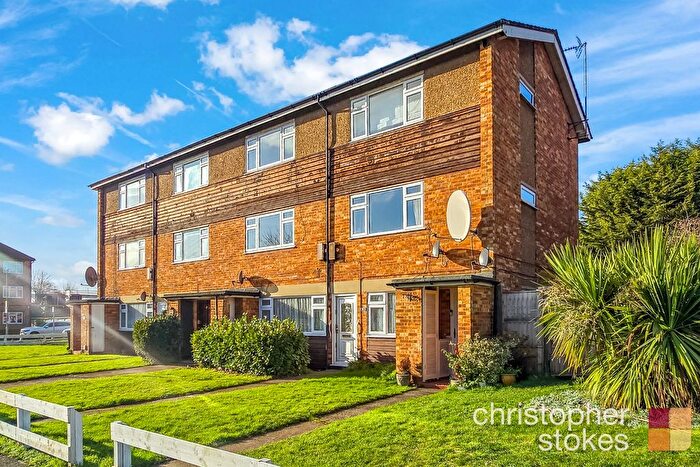 2 Bedroom Maisonette For Sale In Manor Court, Crossbrook Street, Cheshunt, Hertfordshire, EN8