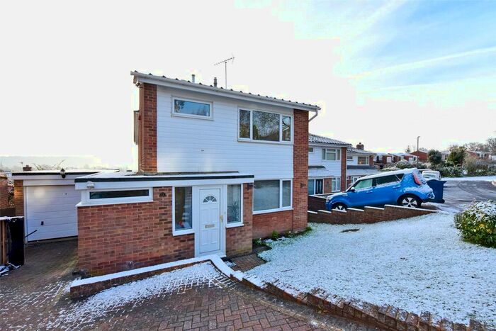 3 Bedroom Detached House To Rent In Ryans Mount, Marlow, Buckinghamshire SL7