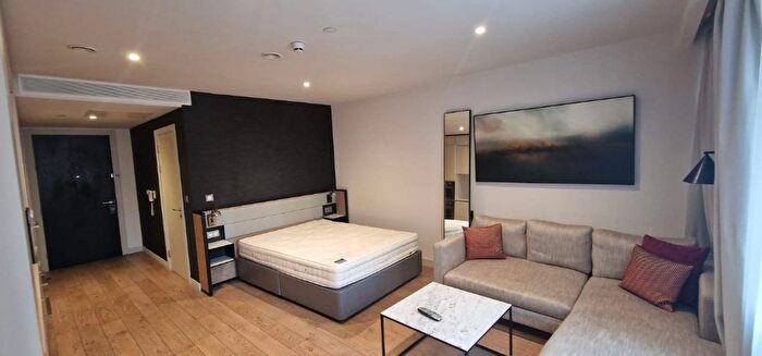 Studio To Rent In City Suites, Chapel Street, Manchester, M3