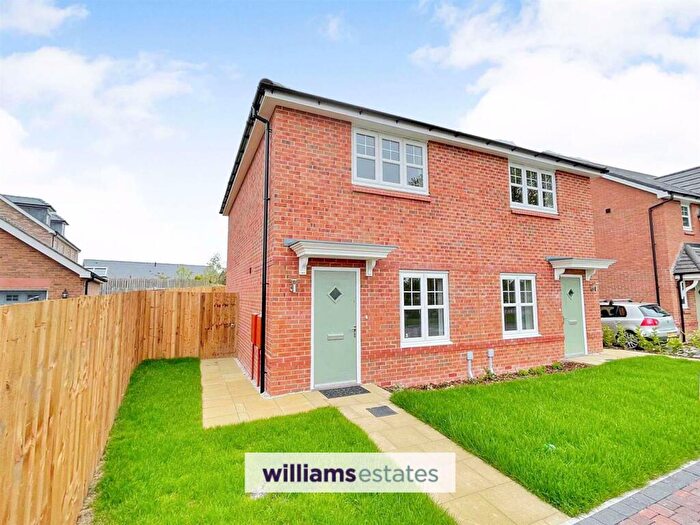 2 Bedroom Semi-Detached House To Rent In Lon Y Gadeirlan, St Asaph, LL17