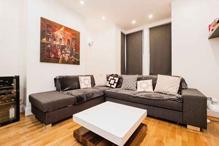 3 Bedroom Terraced House For Sale In Ravenhill Road, London, E13