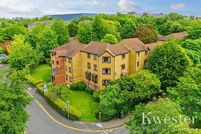 1 Bedroom Flat To Rent In Linnet Way, Purfleet-On-Thames, RM19
