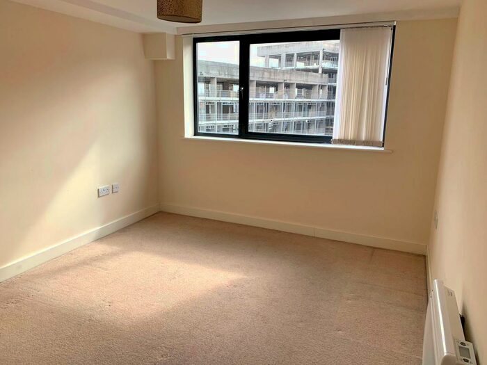 2 Bedroom Apartment To Rent In Abacus Building, B12