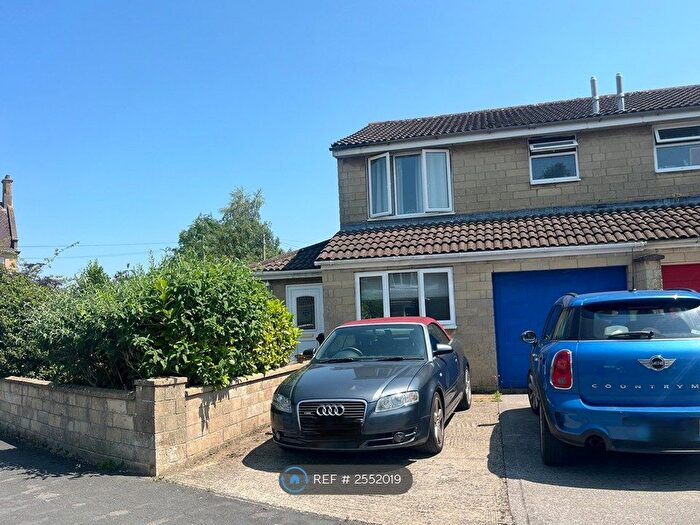 4 Bedroom Semi-Detached House To Rent In Blackmore Drive, Bath, BA2