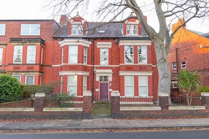 3 Bedroom Flat To Rent In Jesmond, Newcastle Upon Tyne, NE2