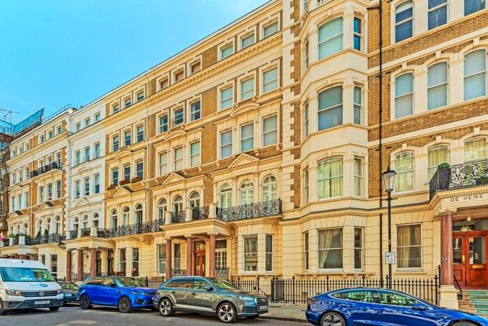 1 Bedroom Flat To Rent In De Vere Gardens, London, W8