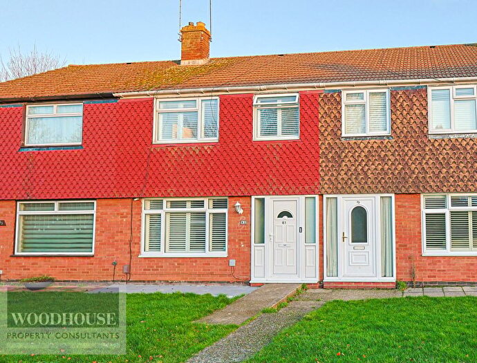 3 Bedroom Terraced House For Sale In Downfield Road, Cheshunt, EN8