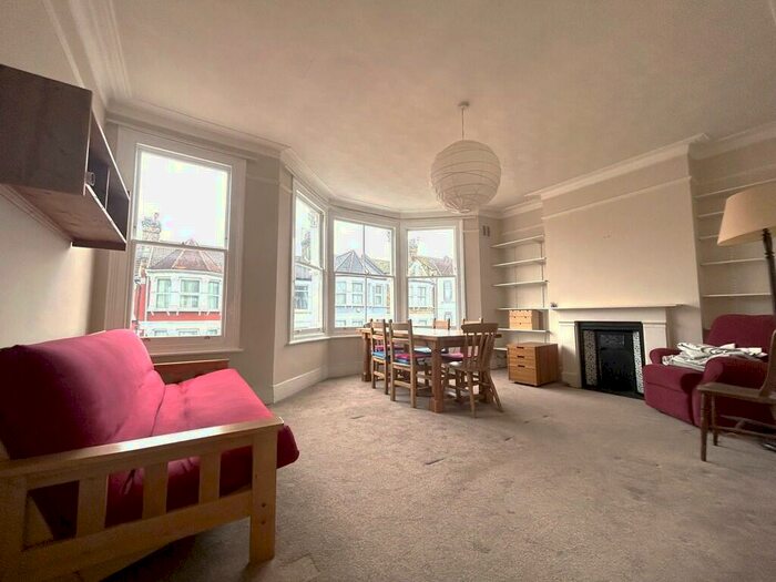 2 Bedroom Apartment To Rent In Mount Pleasant Road, London, N17