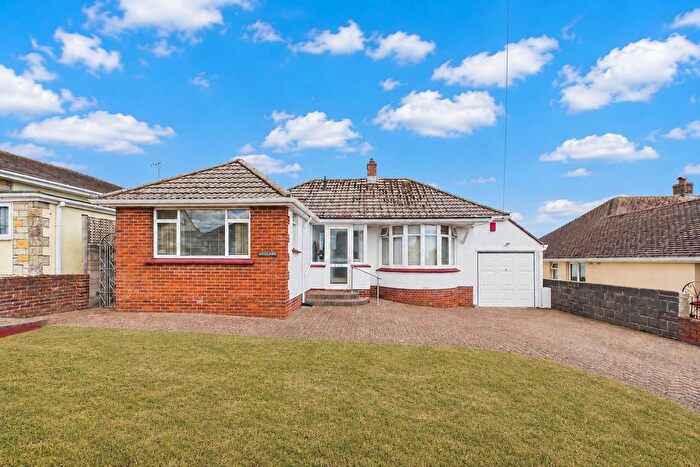 2 Bedroom Detached Bungalow For Sale In David Road, Paignton, TQ3