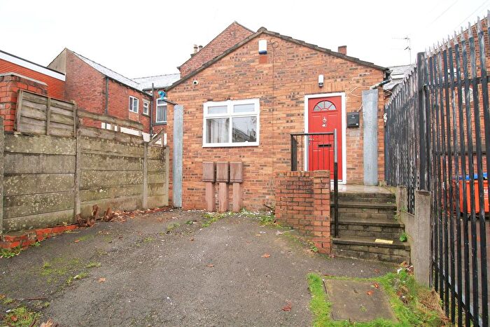 1 Bedroom Flat To Rent In Memorial Road, Worsley, M28