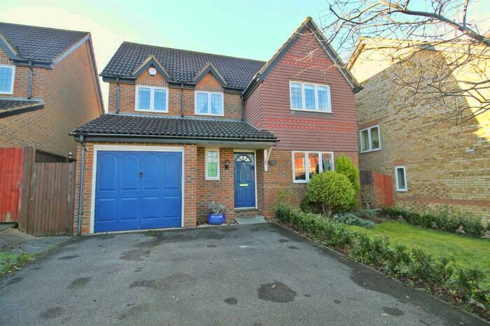 4 Bedroom Detached House To Rent In Nether Grove, Shenley Brook End, Milton Keynes, MK5