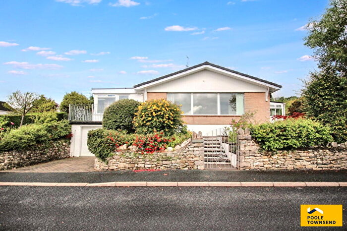 3 Bedroom Detached Bungalow For Sale In Heads Drive, Grange-over-sands, LA11