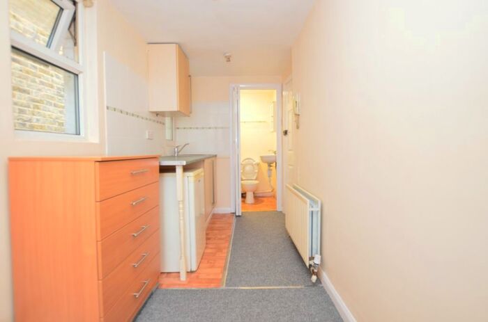 Studio To Rent In Woolstone Road, London SE23