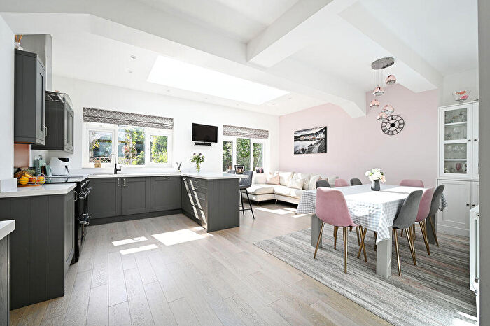 4 Bedroom Detached House For Sale In Norton Park Road, Norton, Sheffield, S8