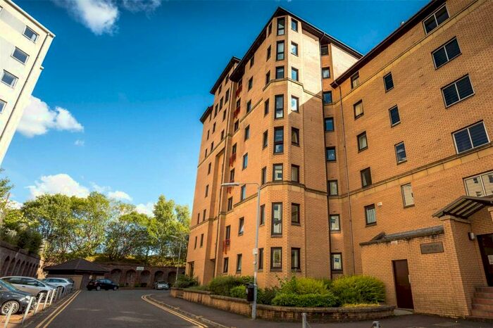 2 Bedroom Flat To Rent In Parsonage Square, Chancellor House, Glasgow, G4