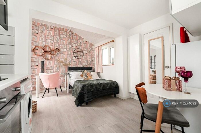 Studio To Rent In Haviland Way, Cambridge, CB4