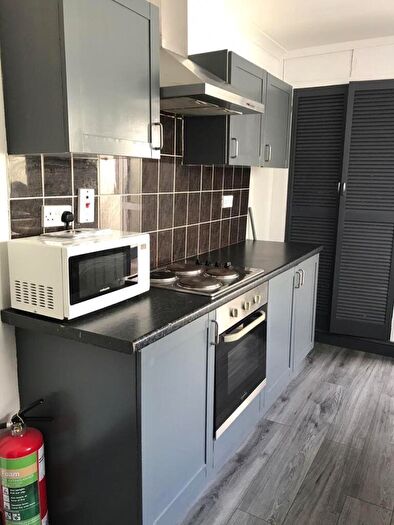 2 Bedroom House To Rent In Inkerman Street, St Thomas, Swansea, SA1
