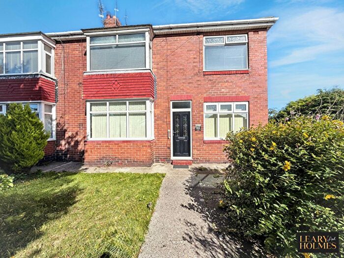 2 Bedroom Flat For Sale In Black Road, Hebburn, NE31