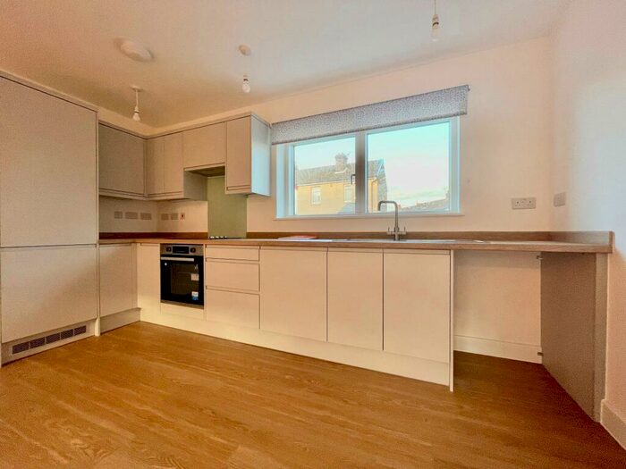 2 Bedroom Apartment To Rent In Ainswoth Court, Canterbury Street, Gillingham, ME7