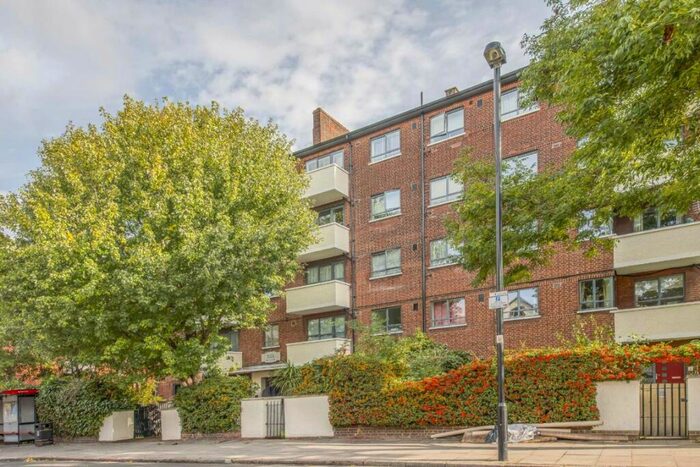 2 Bedroom Flat To Rent In Brecknock Road Estate, Tufnell Park, N19