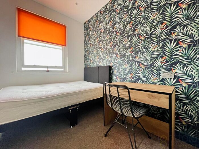 1 Bedroom Semi-Detached House To Rent In Lansdowne Place, Hove, BN3