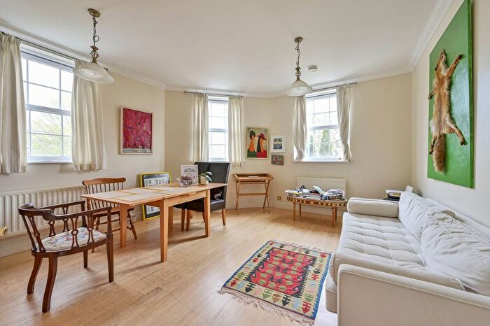 1 Bedroom Flat To Rent In Chapman Square, Wimbledon Common, London, SW19