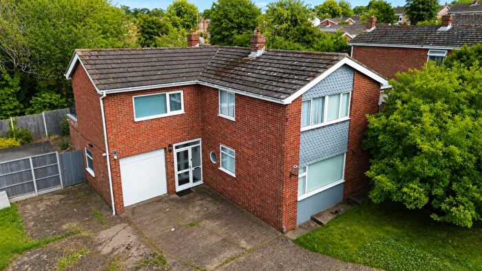 5 Bedroom Detached House For Sale In Cromwell Close, Washingborough, LN4