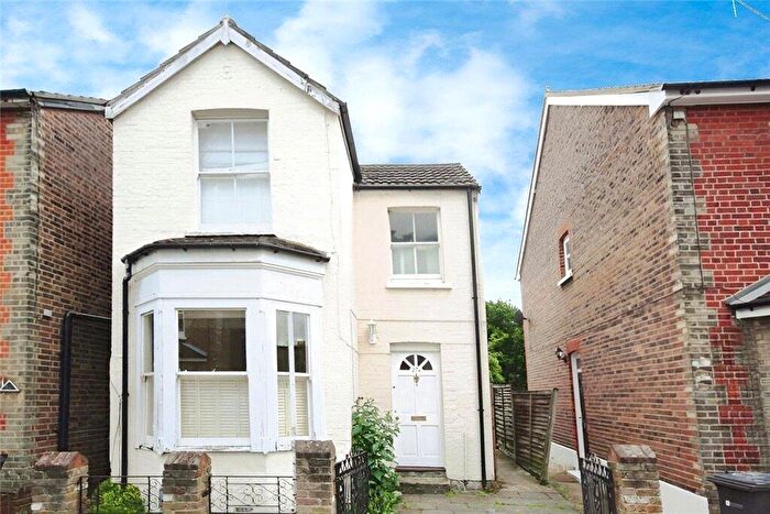 4 Bedroom Detached House To Rent In Gardner Road, Guildford, GU1