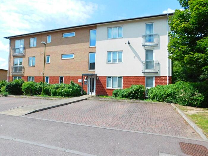 1 Bedroom Apartment For Sale In Watson Road, Stevenage, Hertfordshire, SG1