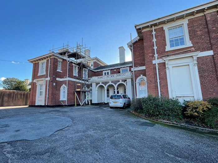 2 Bedroom Flat For Sale In Ernsborough Court, Fairpark Road, EX2