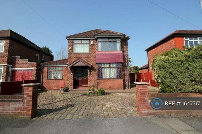 3 Bedroom Detached House To Rent In Blinco Road, Manchester, M41