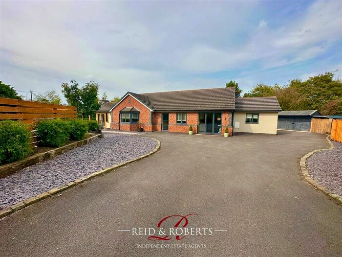 4 Bedroom Detached Bungalow To Rent In Tallarn Green, Malpas, SY14