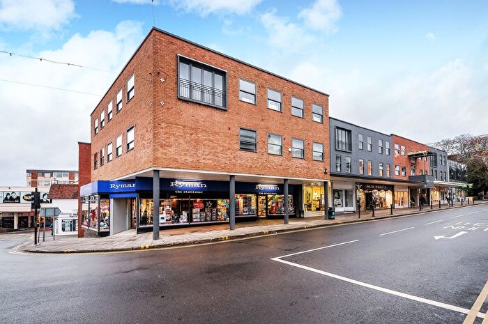 2 Bedroom Flat To Rent In Pannells Court, Guildford, GU1