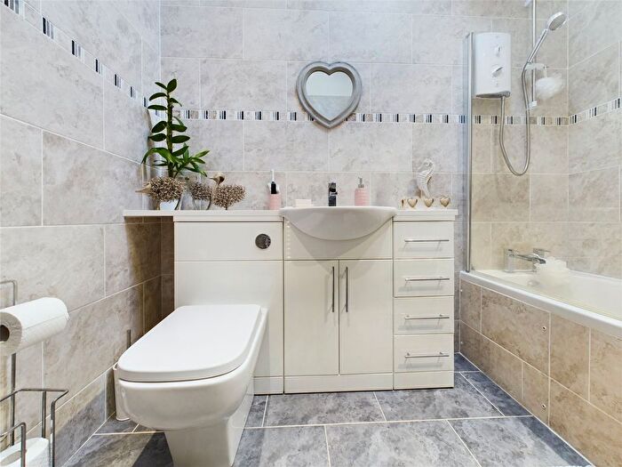 3 Bedroom Bungalow For Sale In Cygnet Crescent, Weston-Super-Mare, North Somerset, BS22