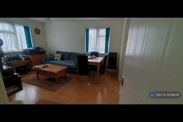 1 Bedroom Flat To Rent In The Gables, Wembley, HA9