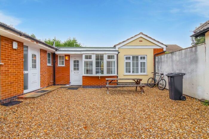 1 Bedroom Flat To Rent In Park Road, Beeston, Nottingham NG9