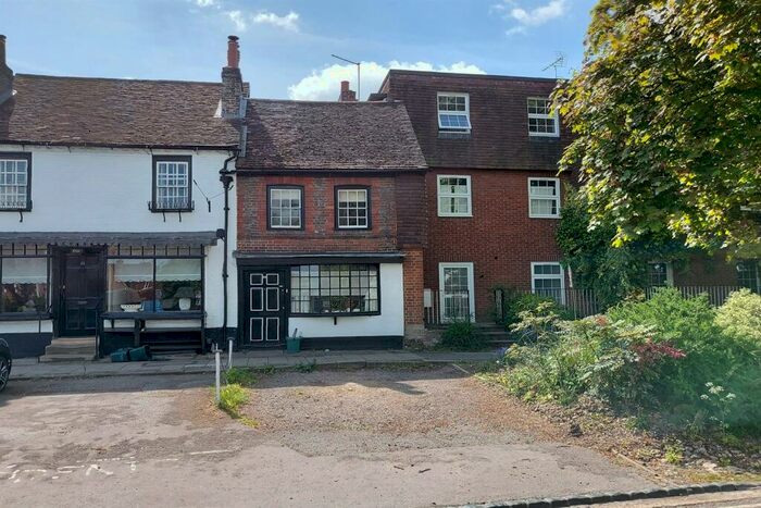 2 Bedroom House To Rent In Northfield End, Henley-on-Thames, RG9