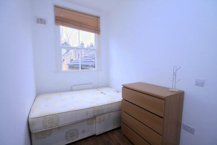 2 Bedroom Flat To Rent In Clonbrock Road, Stoke Newington, N16