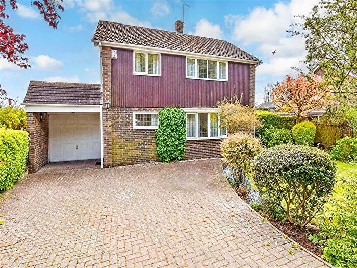 3 Bedroom Detached House For Sale In Gatland Lane, Maidstone, Kent, ME16