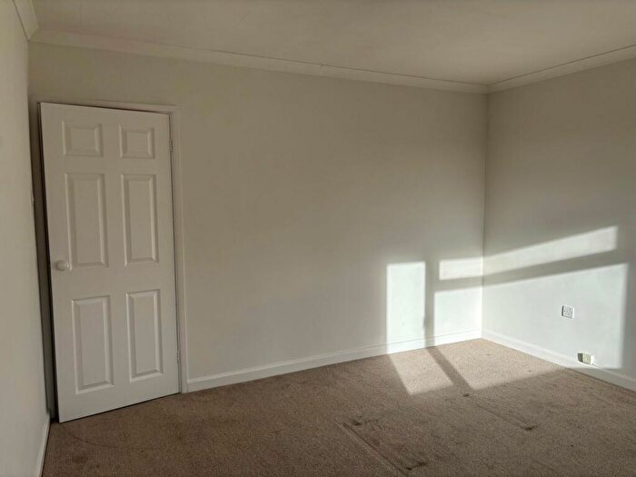 2 Bedroom Bungalow For Sale In Millers Gardens, Wells, BA5