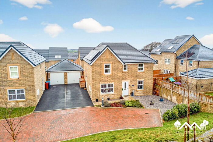 5 Bedroom Detached House For Sale In Wood Avens Close, Feniscowles, Blackburn, BB2