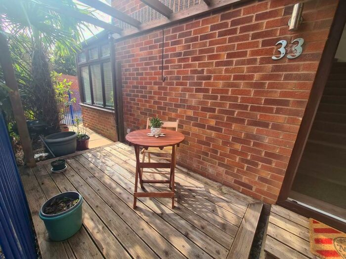 1 Bedroom Flat To Rent In Lander Cottage, Lander Close, Poole, BH15