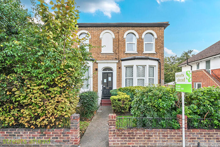 1 Bedroom Apartment For Sale In Clyde Road, Croydon, CR0
