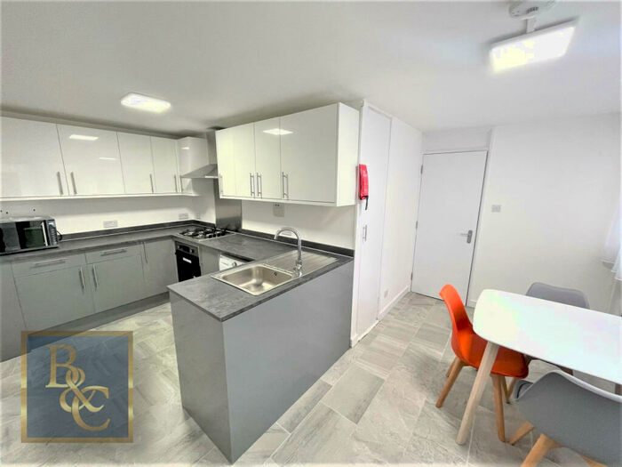 5 Bedroom Maisonette To Rent In Robert Street, Euston, NW1