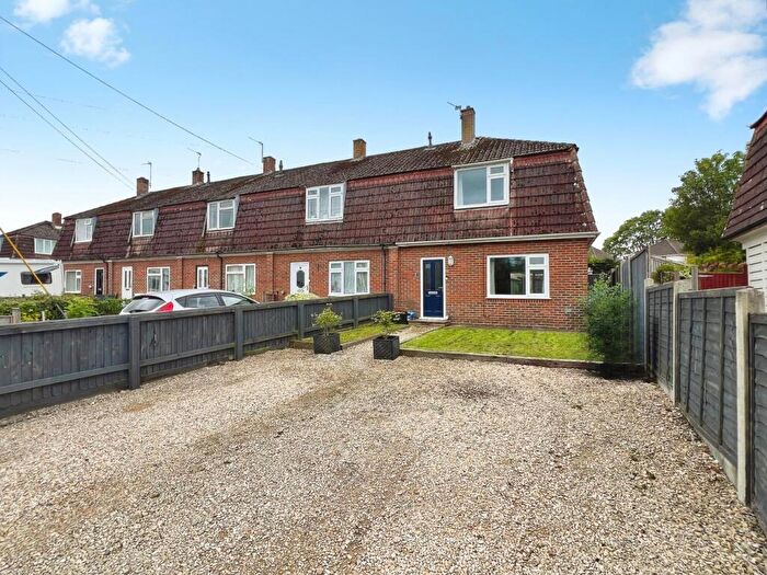 2 Bedroom End Of Terrace House For Sale In Kingston Close, Street, BA16