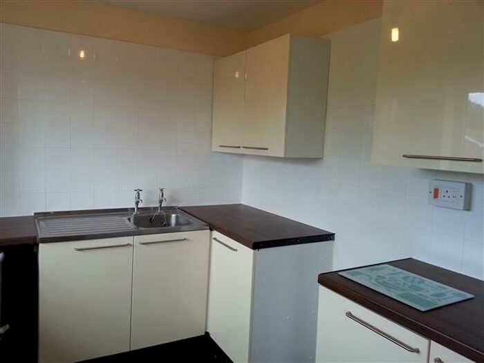 2 Bedroom Flat To Rent In Glan Aber Park, Liverpool, L12