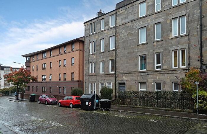 1 Bedroom Flat To Rent In Springwell Place, Dalry, Edinburgh, EH11