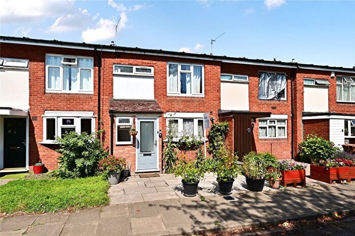 3 Bedroom Terraced House For Sale In Laleham, Surrey, TW18