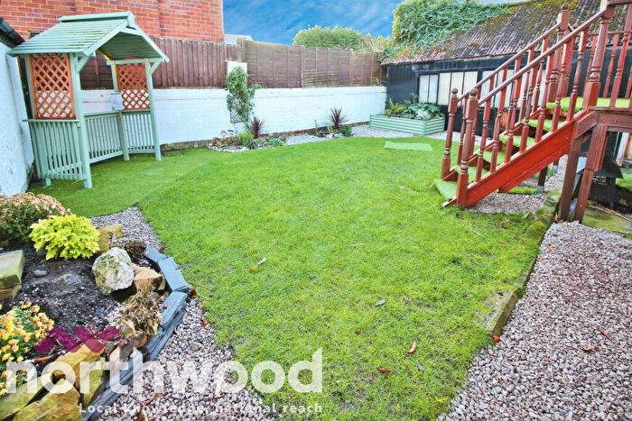 2 Bedroom Flat To Rent In Waterloo Road, Birkdale, Southport, PR8