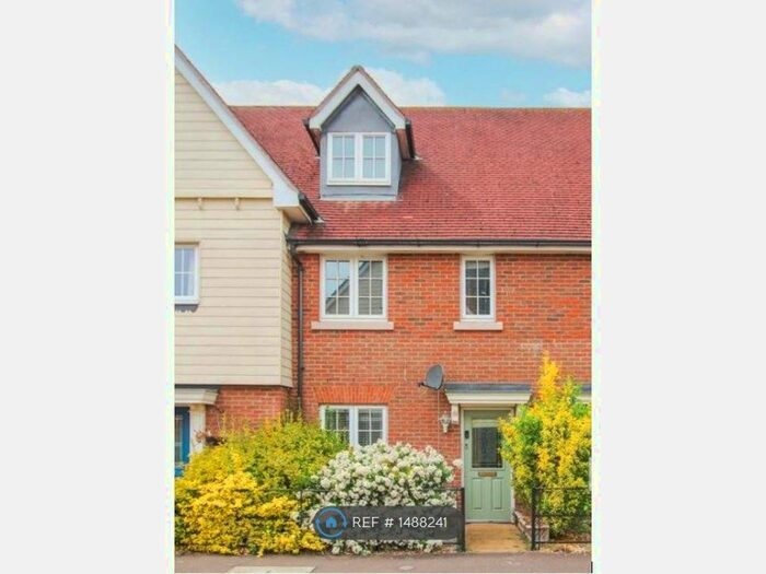 3 Bedroom Terraced House To Rent In Cambie Crescent, Colchester, CO4